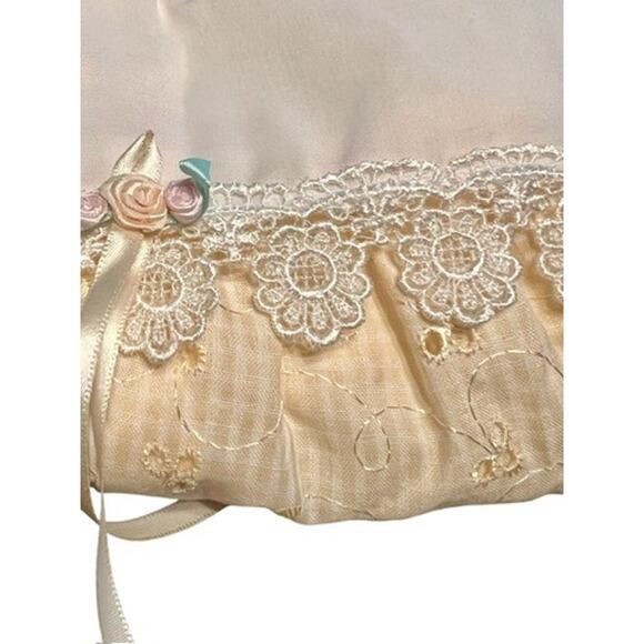 Vintage Rose Cottage Infant Romper Outfit-18M-NWT-Yellow Eyelet Lace Baby-Easter - Picture 5 of 8